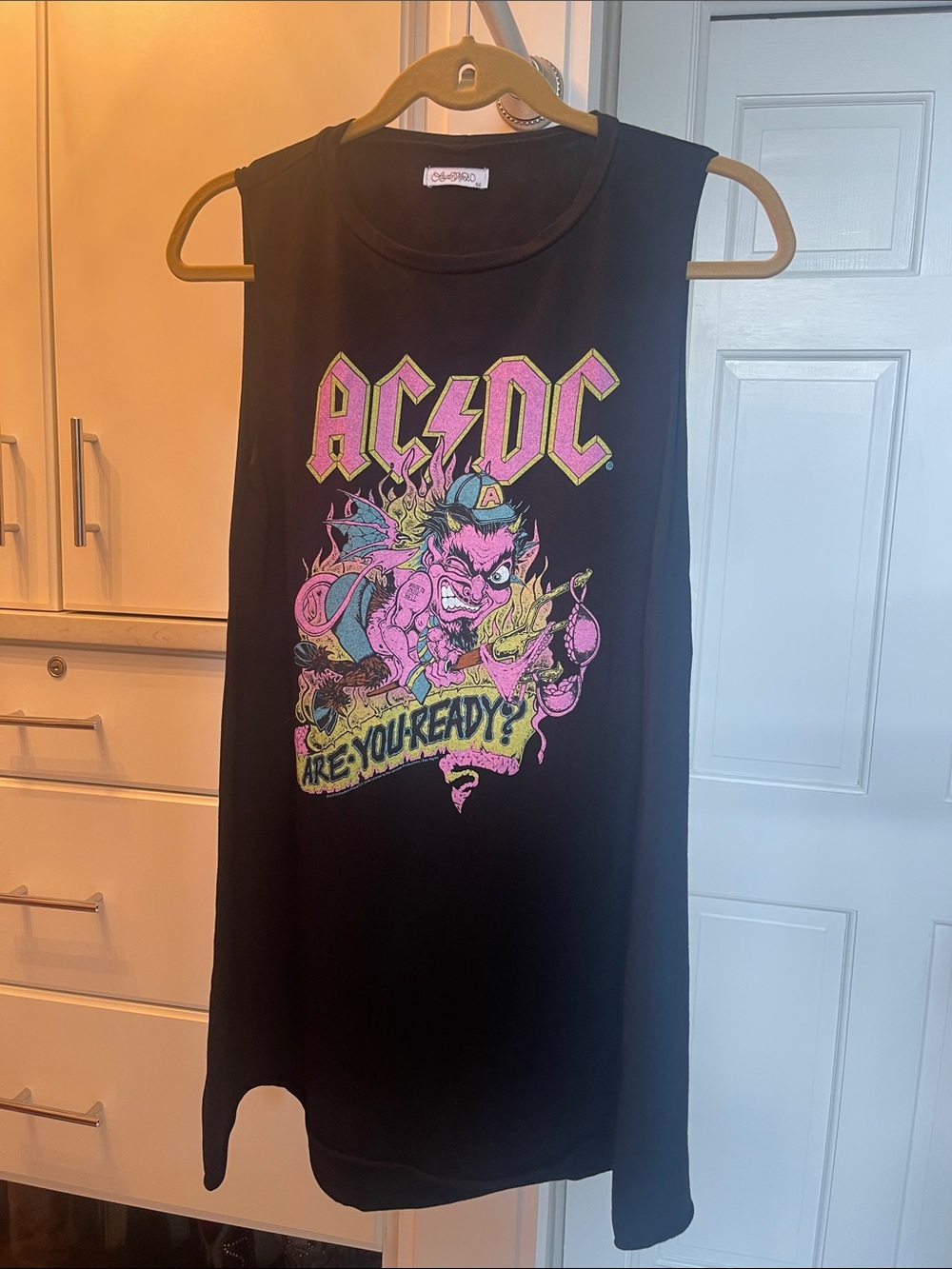 Lauren Moshi Black Sleeveless Graphic Dress with Neon Pink & Yellow Band Print